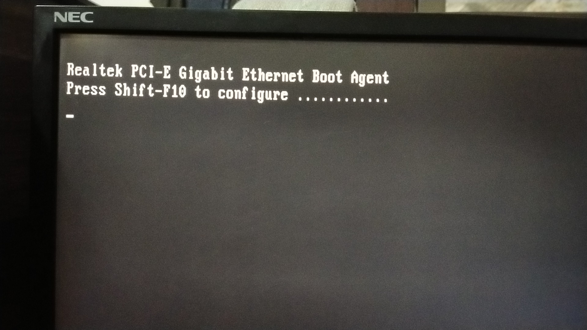 Realtek pci-e fast ethernet boot agent press shift-f10 to configure.......